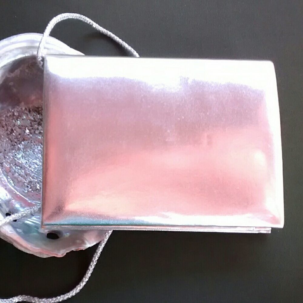 Private Collection Silver Bag - Picture 3 of 5
